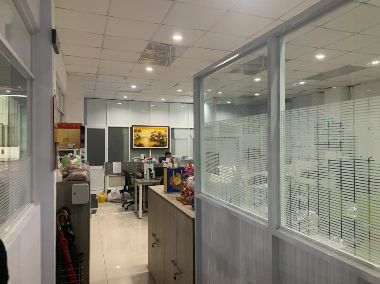 Office area 1.jpg